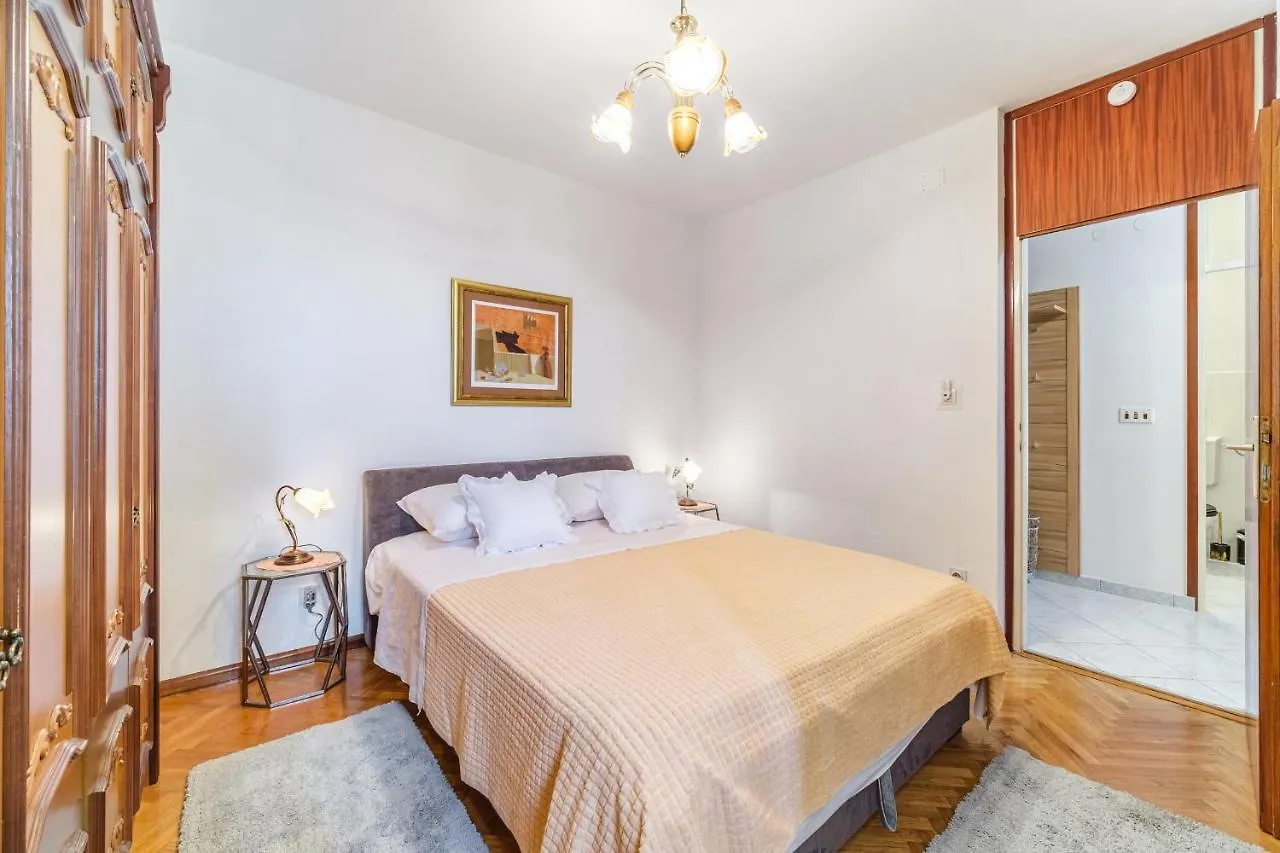 Apartment 123 For You 스플리트